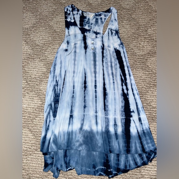 Tryst Blue and White Tie-Dye Tank Top - Picture 1 of 3